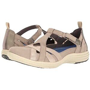 Aravon Women's Beaumont Fisherman Sandal